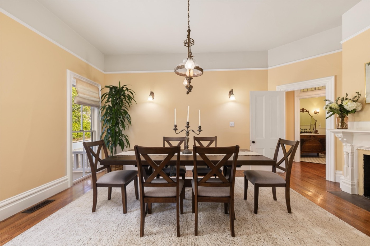 Dining room with fireplace